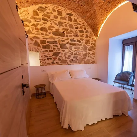 Galarza Deluxe Casa Xvi-xvii Parking Privado Gratis Caceres